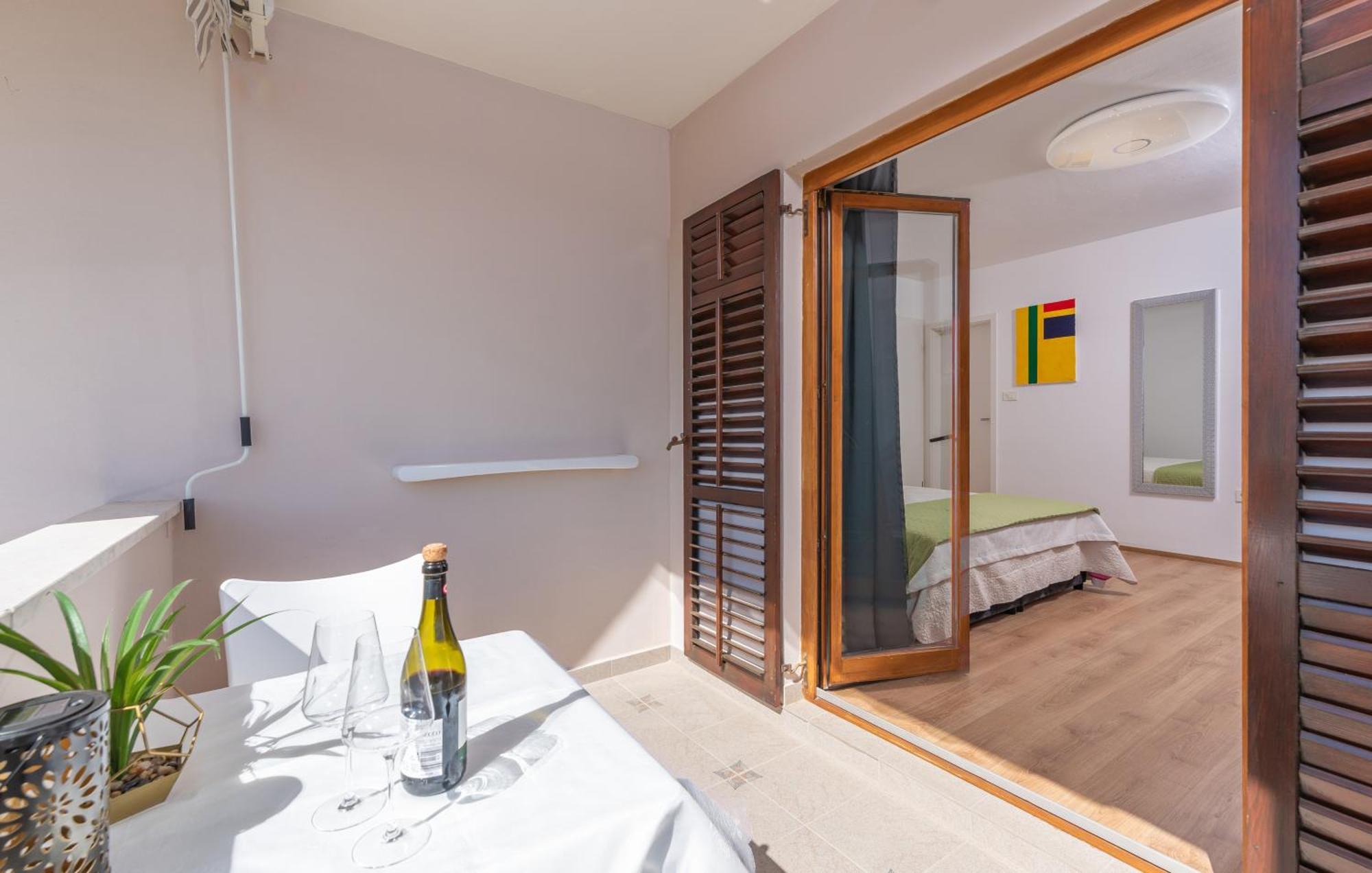 Apartments Viktor Poreč Extérieur photo